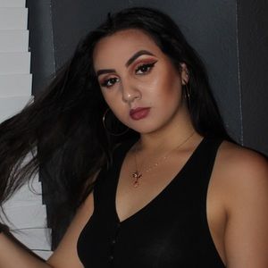 Meet your Posher, Sabrina